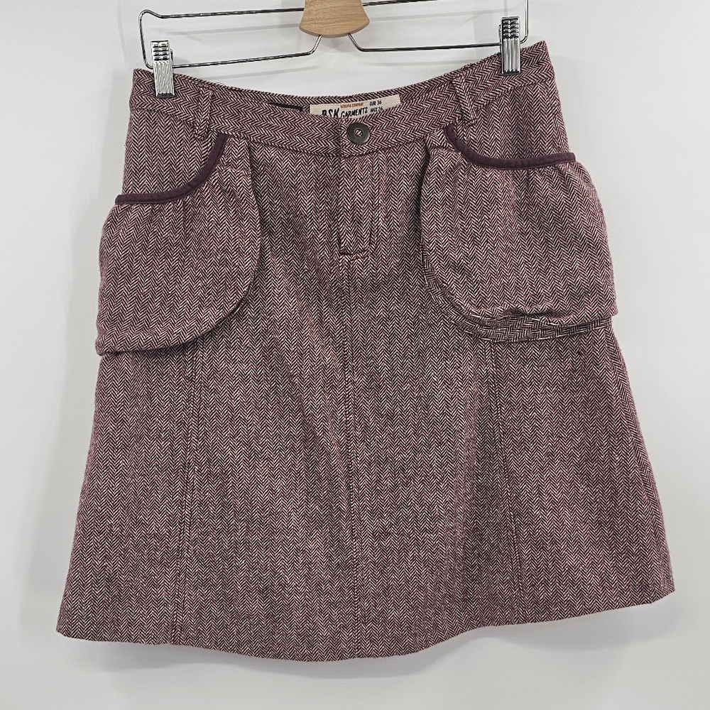 Elegant Maroon/Pink Herringbone Skirt Size Small
